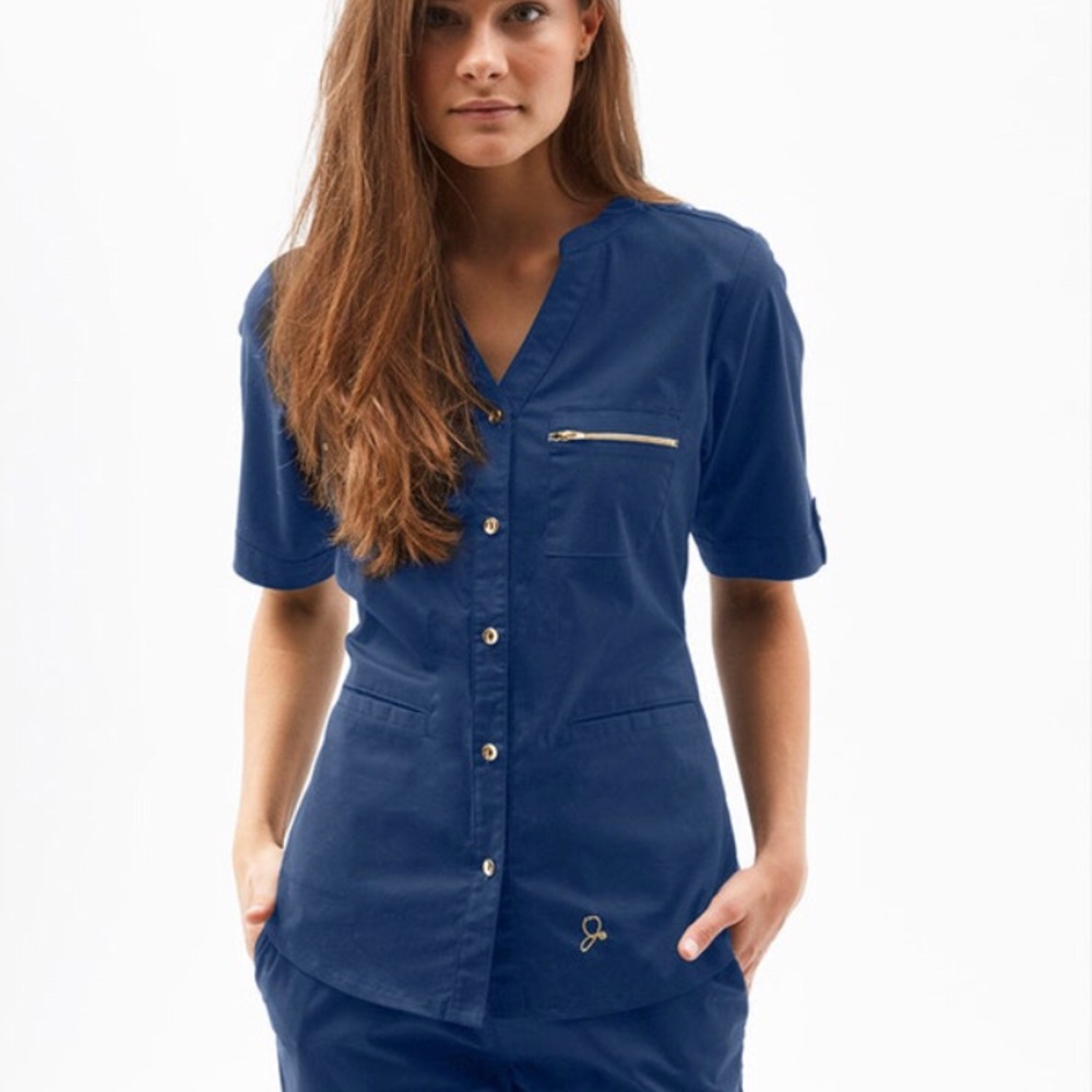 Brand New Jaanuu Scrub Top